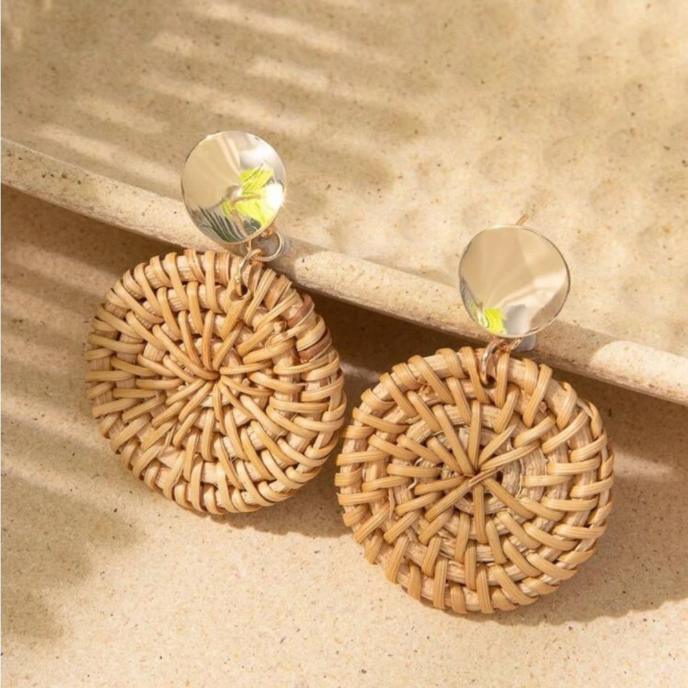 New Rattan dangle round drop earrings - Picture 1 of 2